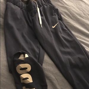Women’s Nike pants